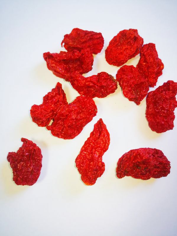 辣椒油樹脂是辣椒精嗎 辣椒油樹脂提取設(shè)備廠家